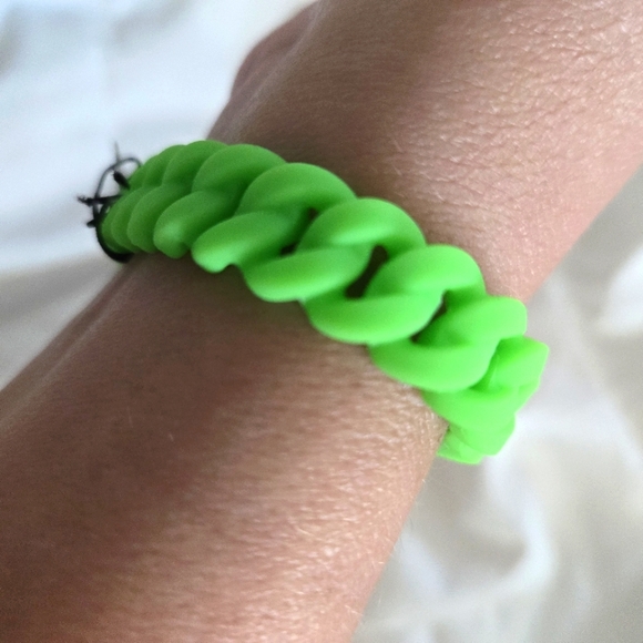 Mark by Mark Jacobs Braided Silicone Bracelet Tucan Green NWT - Picture 4 of 7